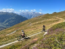 A trip to Verbier using a Currensea travel debit card